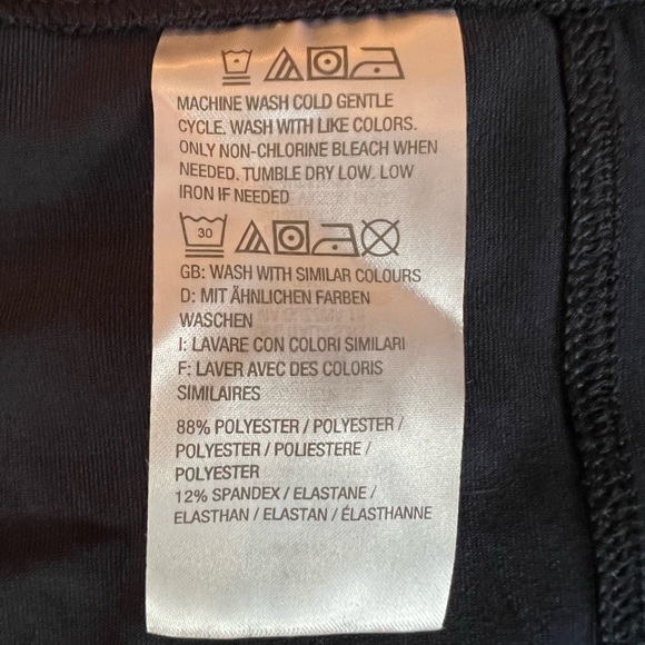 NWOT TA Tracy Anderson G.I.L.I. Petite Leggings Cutout - Picture 8 of 9